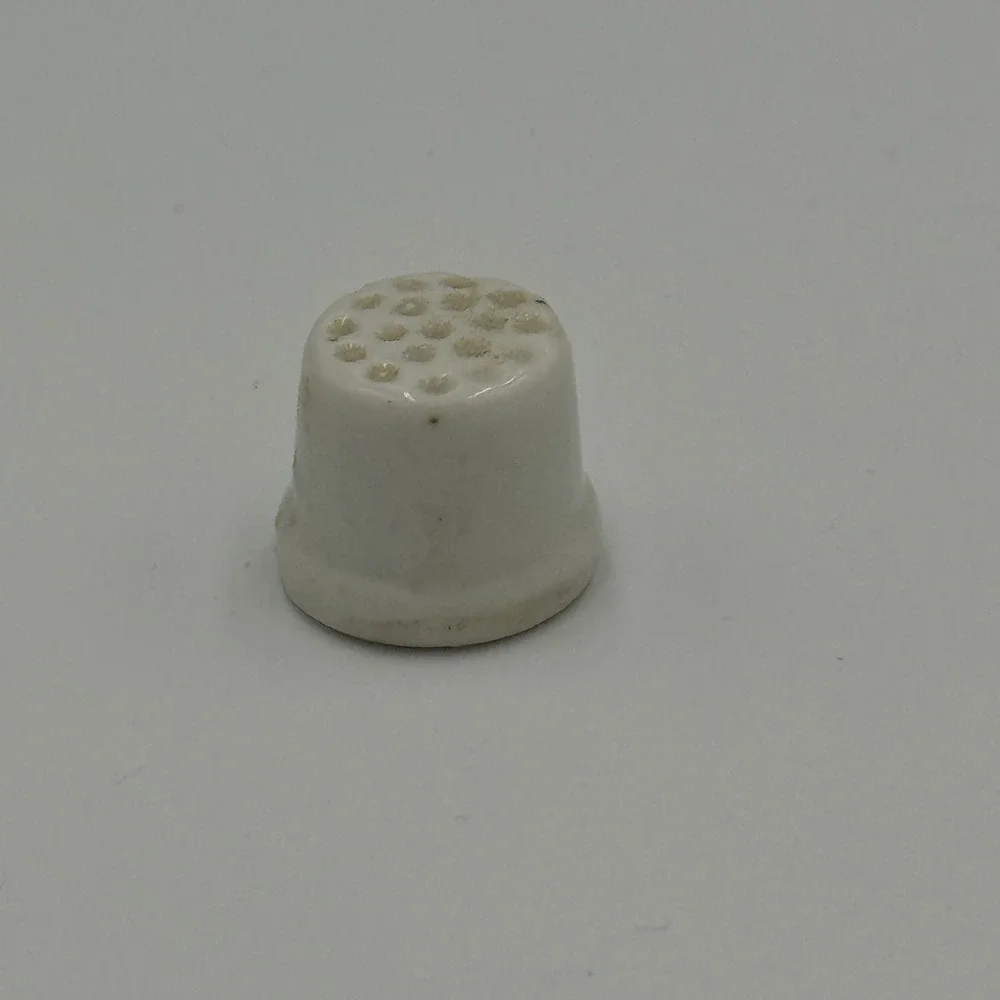 Daisy Flowers Orange‎ Red Thimble Porcelain Vintage 1